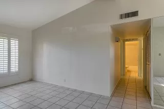 Photo #6: 6143501 Listing