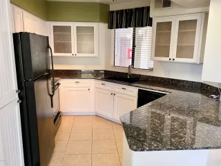 Photo #6: 6143590 Listing