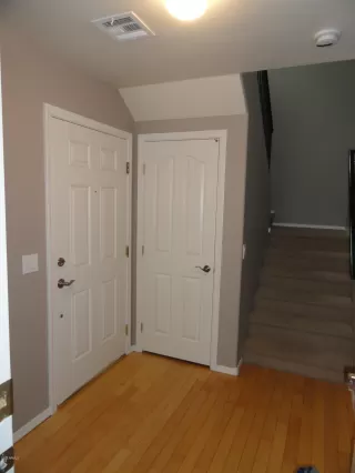 Photo #6: 6143596 Listing