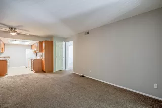 Photo #4: 6143599 Listing