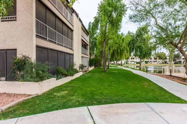 MLS: 6143739 Condo For Sale