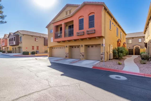 MLS: 6143759 Condo For Sale