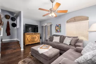 Photo #3: 6143759 Listing 