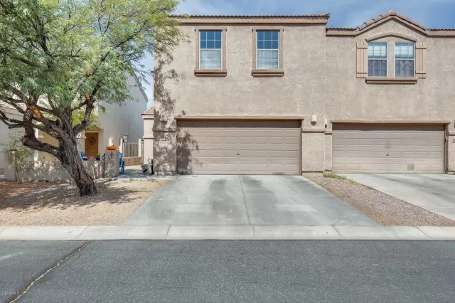 MLS: 6143814 Condo For Sale