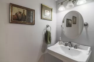 Photo #6: 6144034 Listing