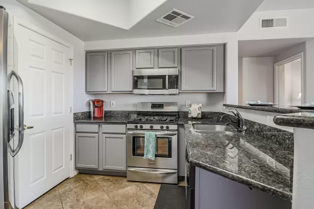 MLS: 6144067 Condo For Sale