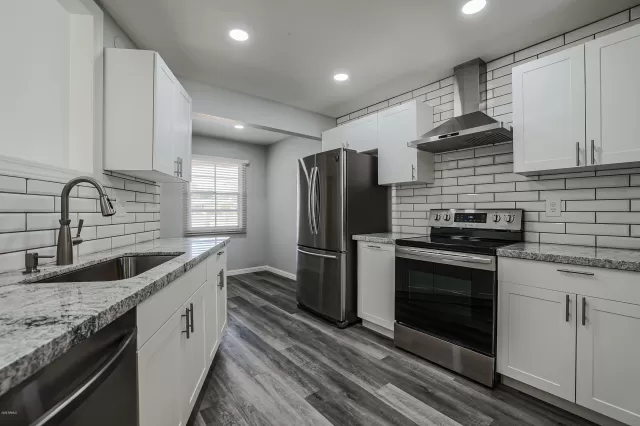 MLS: 6144417 Condo For Sale