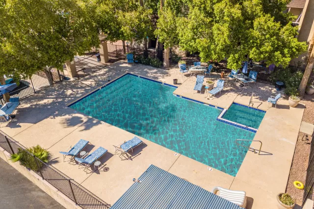 MLS: 6144454 Condo For Sale