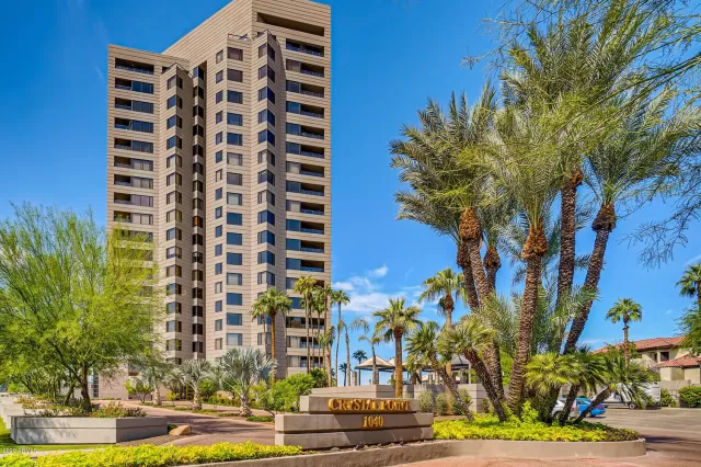 MLS: 6144512 Condo For Sale