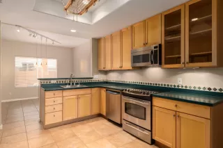 Photo #6: 6144580 Listing 