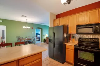 Photo #4: 6144583 Listing