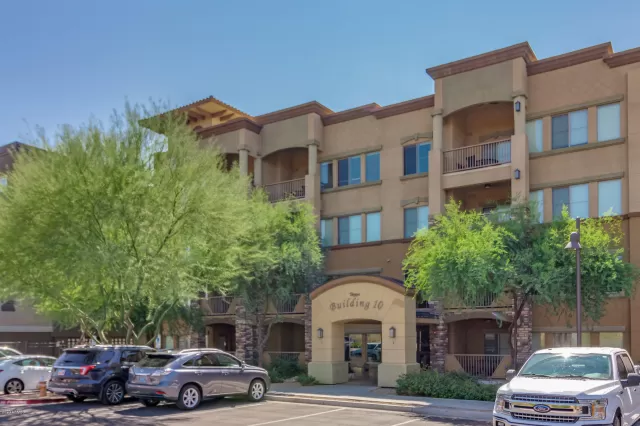 MLS: 6144663 Condo For Sale