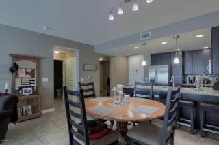 Photo #6: 6144663 Listing