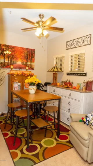 Photo #5: 6144724 Listing