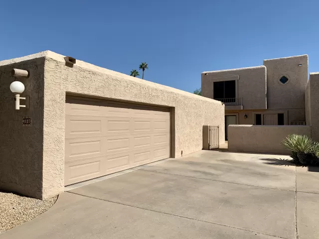 MLS: 6144778 Condo For Sale