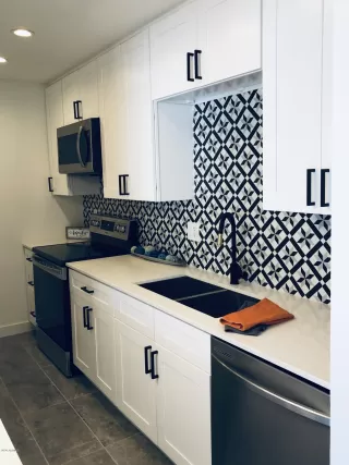 Photo #1: 6144847 Listing 