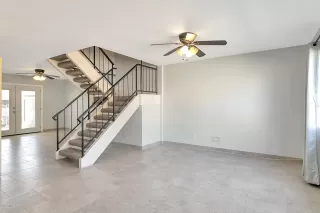 Photo #4: 6144889 Listing