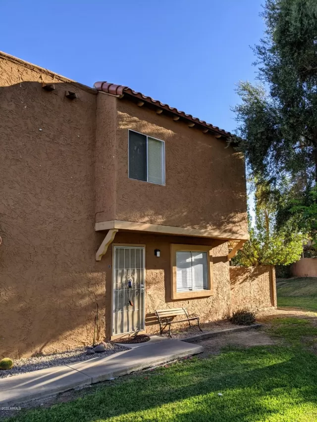 MLS: 6144895 Condo For Sale