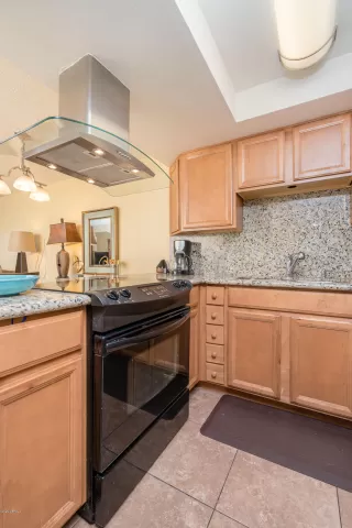 Photo #3: 6144950 Listing 