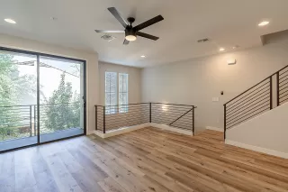 Photo #5: 6145002 Listing