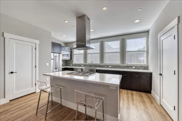 MLS: 6145172 Condo For Sale