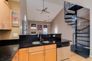 Photo #6: 6145180 Listing 