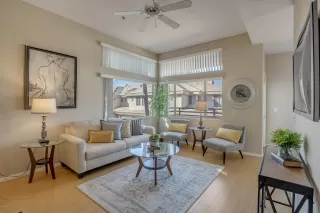 Photo #2: 6145194 Listing