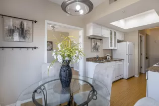 Photo #6: 6145194 Listing