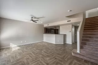 Photo #2: 6145278 Listing