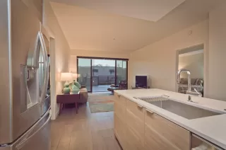 Photo #4: 6145387 Listing