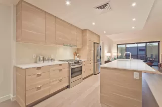 Photo #5: 6145387 Listing