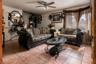 Photo #6: 6145405 Listing