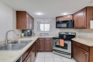 Photo #2: 6145631 Listing