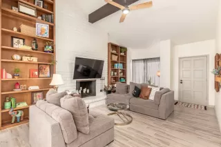 Photo #3: 6145772 Listing 