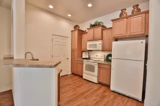 Photo #2: 6145849 Listing