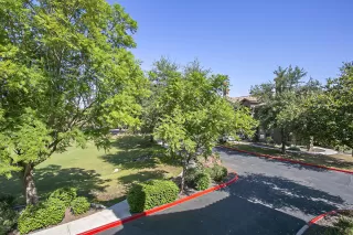 Photo #2: 6145894 Listing