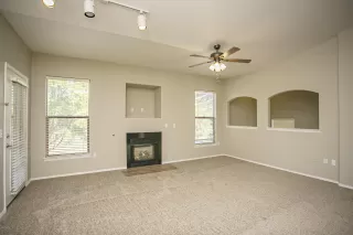 Photo #3: 6145894 Listing