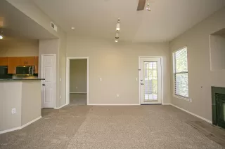 Photo #5: 6145894 Listing