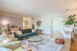 Photo #2: 6145933 Listing