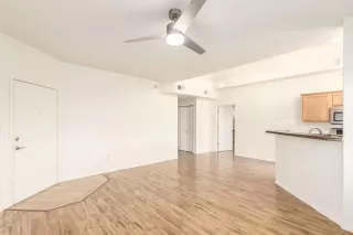 Photo #2: 6145951 Listing