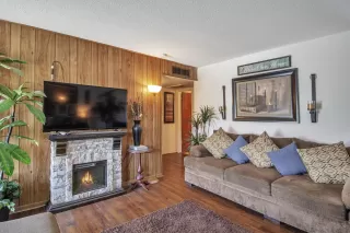 Photo #2: 6146031 Listing 