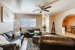 Photo #4: 6146035 Listing 