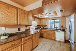 Photo #6: 6146035 Listing 