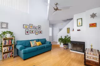 Photo #4: 6146088 Listing