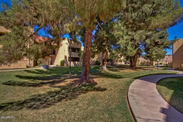 MLS: 6146149 Condo For Sale