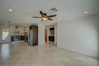 Photo #4: 6146278 Listing