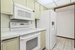 Photo #6: 6146361 Listing