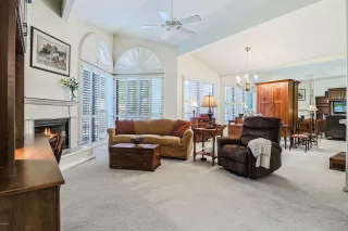 Photo #3: 6146369 Listing 