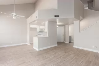 Photo #4: 6146460 Listing