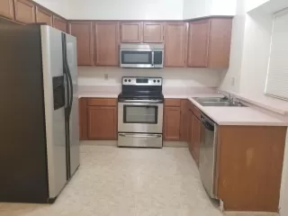 Photo #3: 6146488 Listing